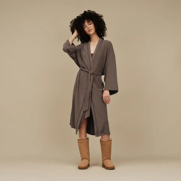 UGG WOMEN'S CLASSIC TALL II CHESTNUT